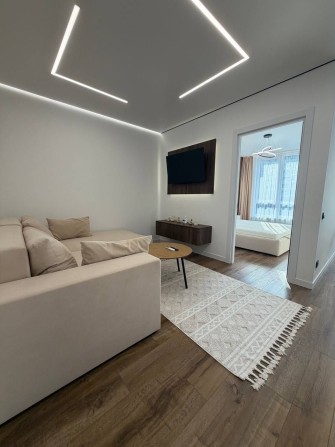 Оренда 1.5к квартири в центрі міста | ЖК А5 - фото 1