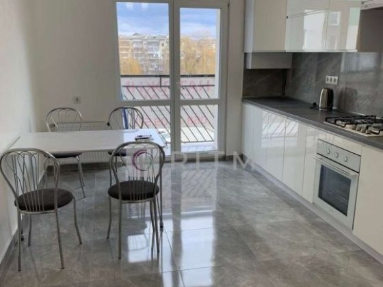 Оренда 3к квартири Довженка 90м2 Ивано-Франковск