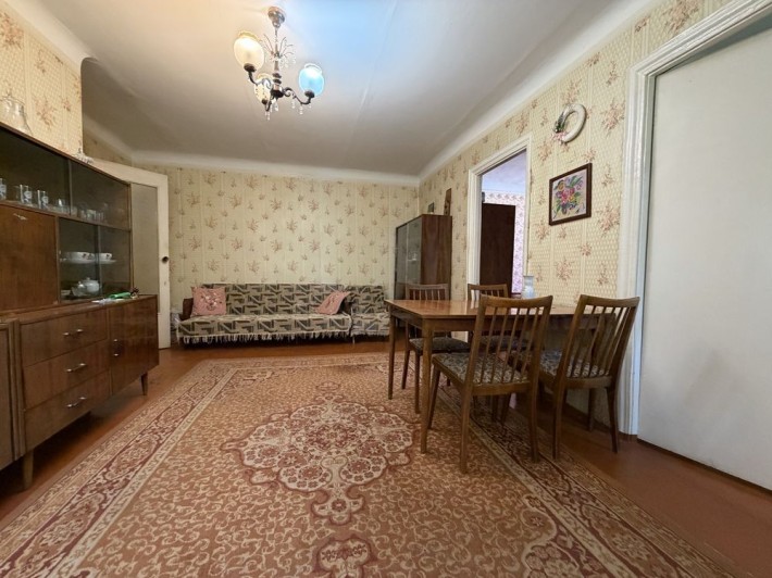 Оренда квартири на Виставці 3 к + зал - фото 1