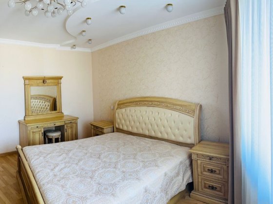 Оренда 2 кімнатної квартира на Відінській Ровно