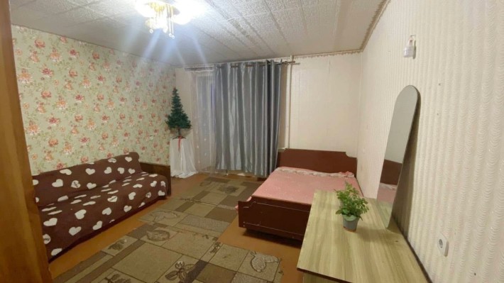 Оренда 1 км на Заливній, меблі і техніка - фото 1