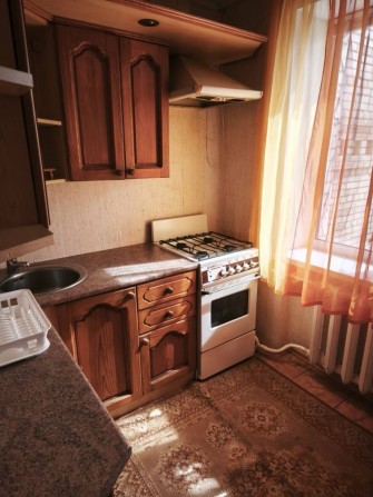 Здається 1 к кв проспект Перемоги, Курська - фото 1