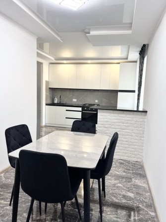 Оренда 2 кімнатної квартири в центрі - фото 1