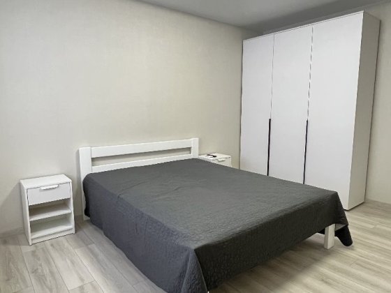 Перша здача 1 кім.кв, Гоголя 320 Черкассы