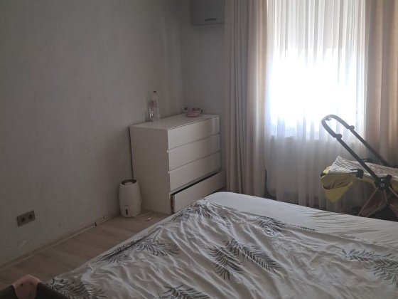 Здам 3 кім коло Дастора на пр. Шевченка Ужгород
