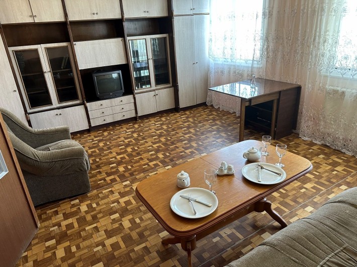 Оренда 2-кімнатної квартири, 60 м², вул. Генерала Свободи з газовим опаленням - фото 1