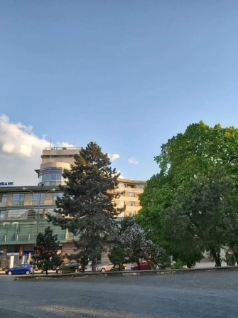 Центр, Набережна незалежності, розкішна квартира плюс парковка - фото 1