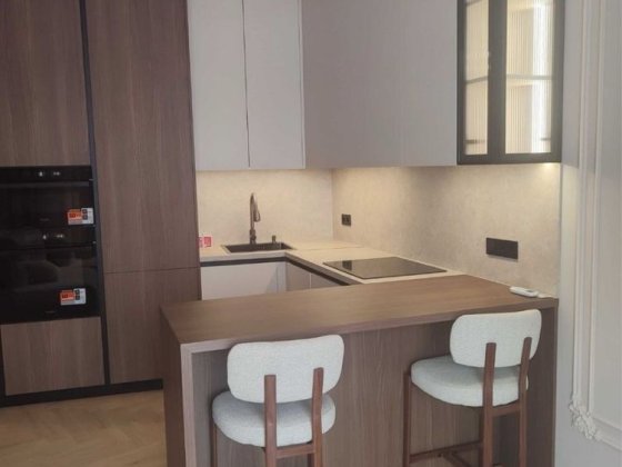 Оренда 1-кімн. квартири 53 м² у ЖК « Крістал», Ужгород, 10/12 пов. Комфорт та стиль! Ужгород
