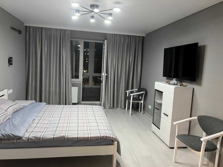 Оренда 1кк квартири на Вишенькі З великим балконом, ремонт Закрита територія Цегляний будинок  в ква - фото 1