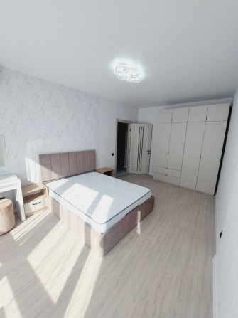 Сдам 3 к.квартиру по ул.Оксамитова 11А, ЖК Crystal Avenue, М.Житомирская - фото 1