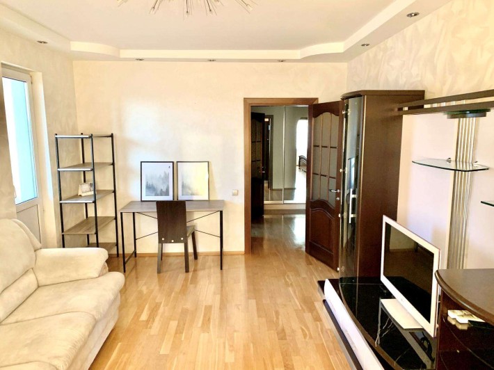 Продаж 2к квартири пров Феодосыйський 14А - фото 1