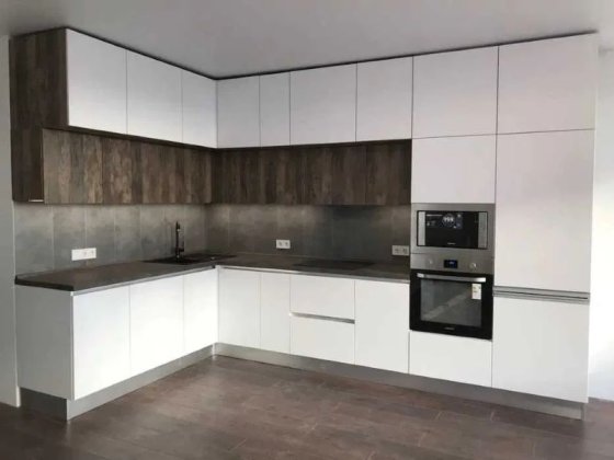 Продаж 2-к квартири вул. Чорних Запорожців 26а Киев