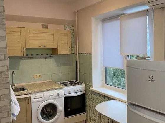 Продам 1 кімн.  пр. Оболонський 14 е. метро Мінська Киев