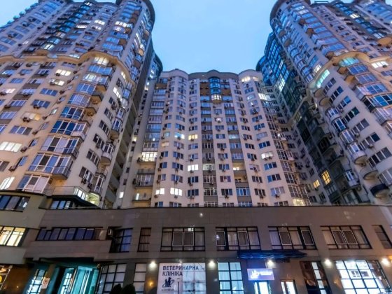 Продам 3 кімнатну квартиру з ремонтом вул. Генерала Шаповала (Механізаторів), 2 Киев