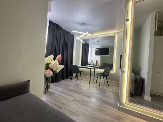 Продаж 1-к квартири вул.  Михайла Максимовича 24 Киев