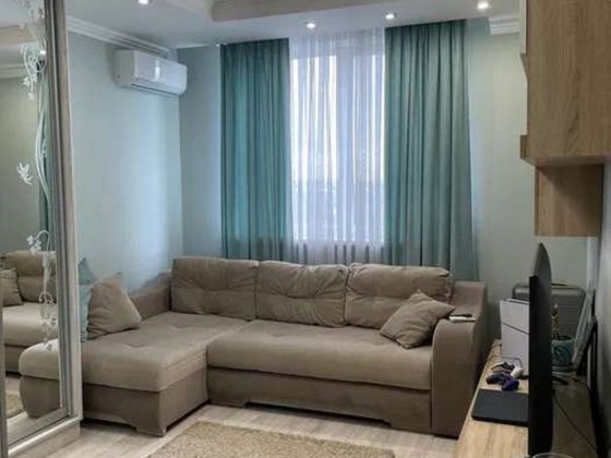 Продаж 1-к квартири вул. Олександрівська 1 Киев