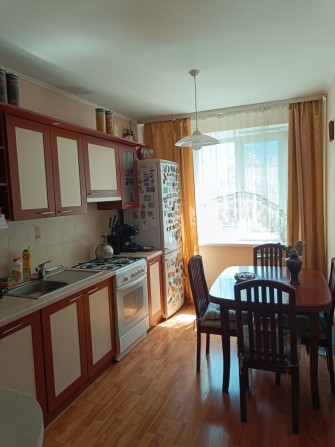 Продам терміново 3кім.квартиру   бульвар Незалежності в Броварах. - фото 1