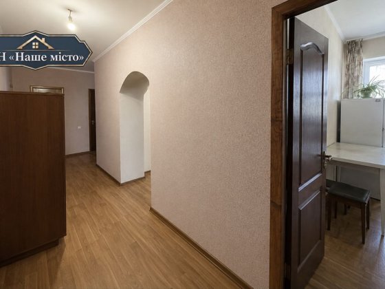Продаж 3-кв Бабкіна  67,8 кв.м р-н АЕРОМОЛА  м. Бориспіль (ДЕРЖ. Програми) Борисполь