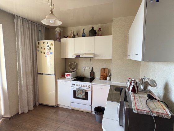 Продам двокімнатну квартиру. Симона Петлюри 36