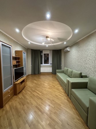 Продаж 2- х кім кв Бровари, Київська обл, вул Лагунової Марії 18- б - фото 1