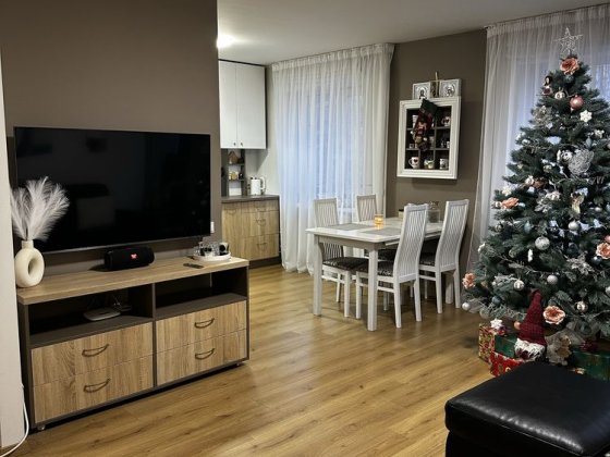 Продаж 2-х кімнатної квартири в центрі, Бровари, бульвар Незалежності. Власник, без комісії,Є інверт
