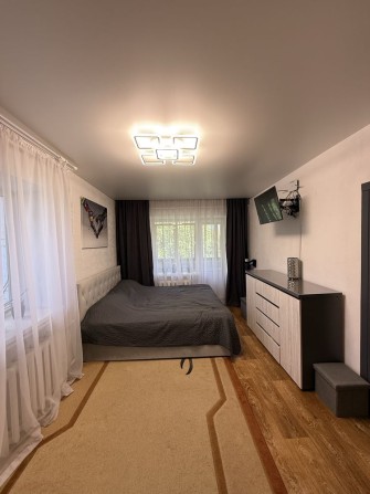 Продам 1 кім квартиру в районі Вокзальна . Повністю укомплектована. - фото 1