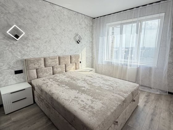 ПРОДАЖ!!! Шикарна 1 кімнатна нова квартира / ЖК АТЛАНТ / Металургів 35/ Є ГЕНЕРАТОР Бровары