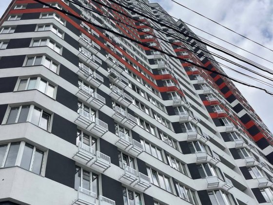 Бровари .Продаж 1 кімн .Семена Петлюри 28.А .Розглядаєм  Е Оселя
