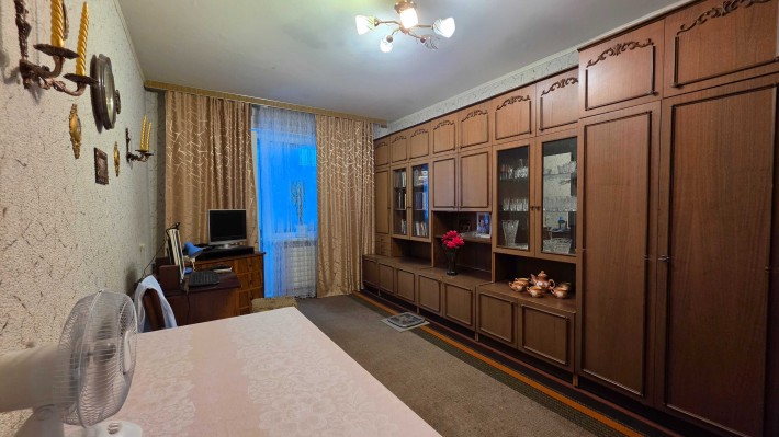 продаж 1ї квартири на масиві Незалежності - фото 1
