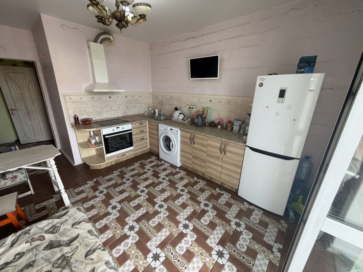 Продам 1 к квартиру вул. Привокзальна 8, закрита територія - фото 1