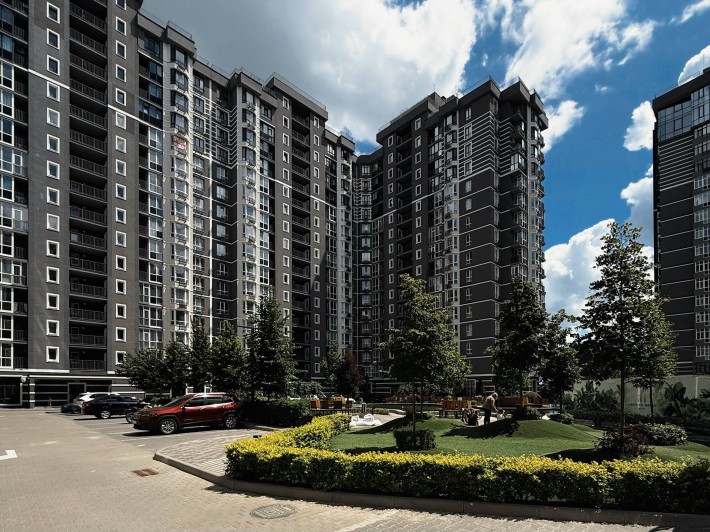 2 кім. квартира . ЖК Гранд Бурже. Є відновлення. - фото 1