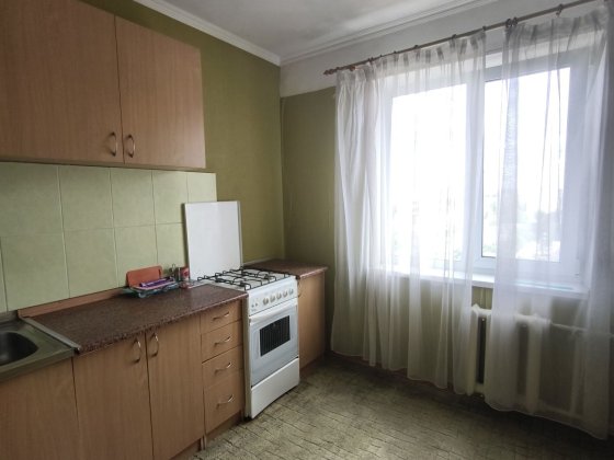 Продаю 1-кімнатну квартиру на Стуса, нижній ДНС Белая Церковь