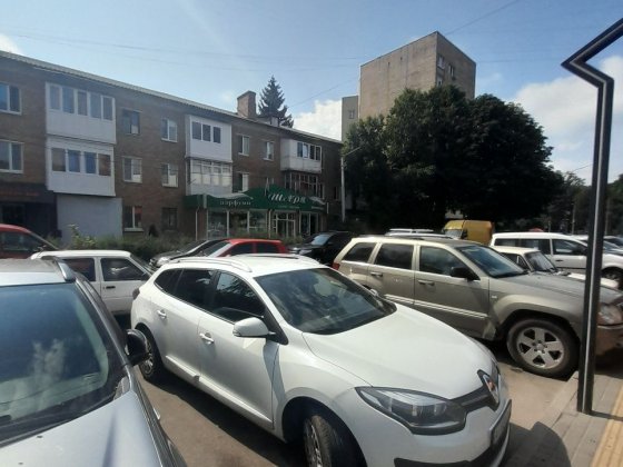 Продам 1 кім фасад ТОП локація! Белая Церковь