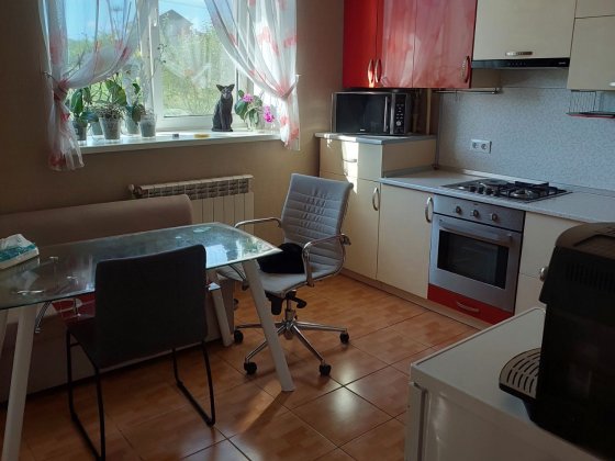 Продам двух кімнатну квартиру в Броварах район Старий центр