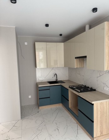 Продам шикарну квартиру за топ ціною . Заходь та живи ! - фото 1