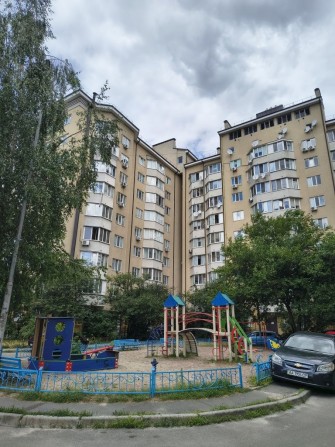 Продаж 2 кімнатної квартири 63 м2 центр Вишневого. ГАЗ. - фото 1