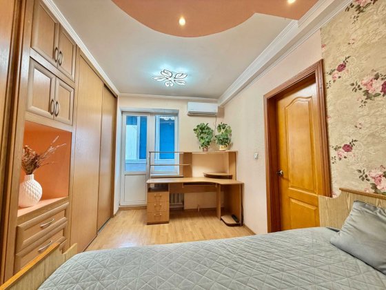 Продаж 3-кімнатної квартири з індивідуальним газовим опаленням у Бучі Буча
