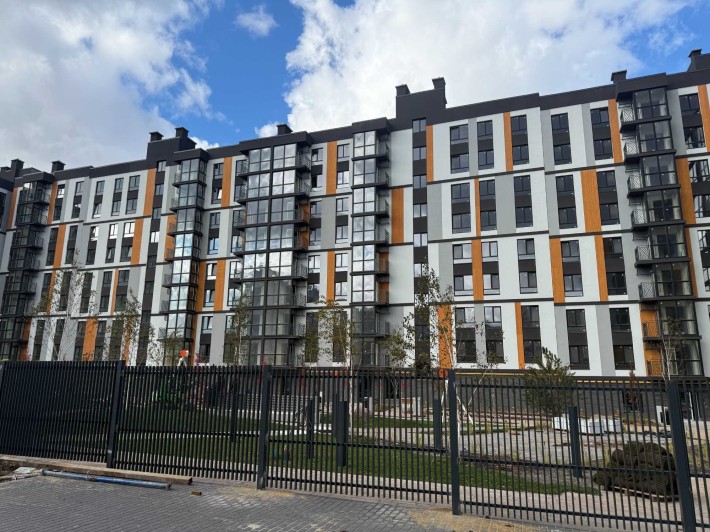 Продаж 1-кімнатної квартири 37.7 м.кв. (3 поверх, газ) - фото 1