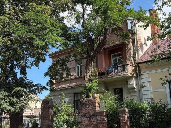 Продаж 2 к квартири в історичному центрі міста польський люкс вул.Тарнавського Івано-Франківськ