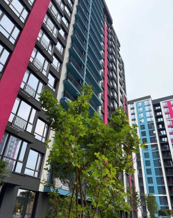 Продам 1-кім квартиру у зданій секції ЖК Skygarden, відкритий балкон - фото 1