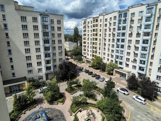 Продам квартиру 42 м2 Акварелі 1 Вишневе Вишневое