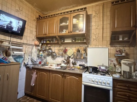 Продаж 2 кімнатноії квартири місто Вишневе вкл Європейська 24 Вишневое