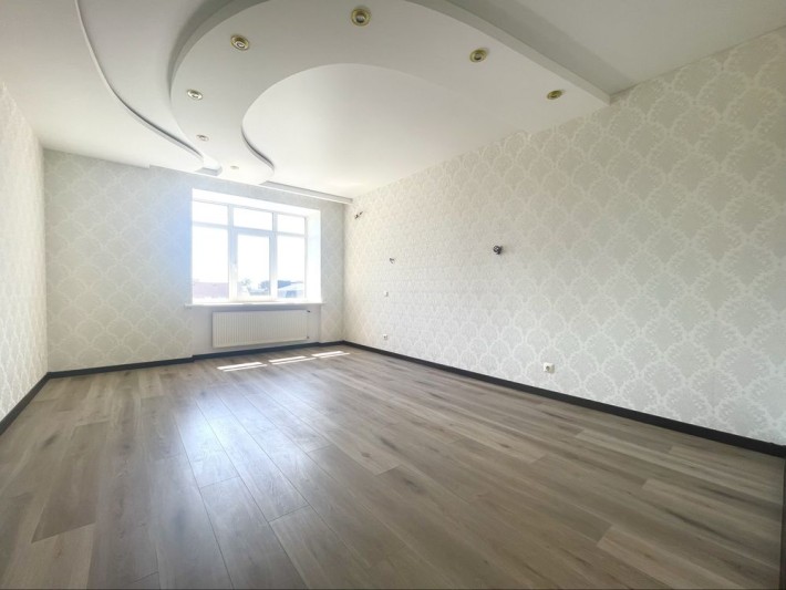 ‼️Без комісії! Євро 3к з кухнею 18м2 в центрі Бучі ЖК Варшавський  двір - фото 1