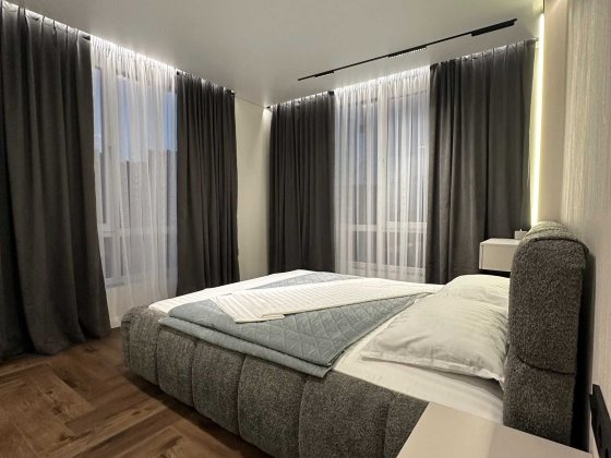 Продаж 2-кім. квартири + кухня-студія з ремонтом в ЖК Family Plaza Івано-Франківськ