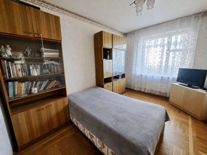 Продам двокімнатну 55м2 квартиру з РЕМОНТОМ. На 3 поверсі. Є БАЛКОН. Буча, вул. Тарасівська. Вся інф - фото 1