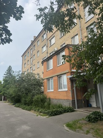Продається 2 х к кв в Ірпені у самому центрі! - фото 1