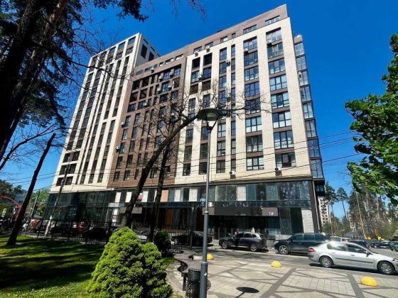 Продаж або обмін на авто трикімнатна квартира 104 кв.м., з терасою центр м. Ірпінь, вид на парк Ирпень