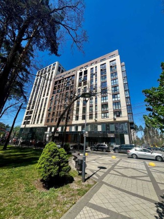 Продаж або обмін на авто трикімнатна квартира 104 кв.м., з терасою центр м. Ірпінь, вид на парк - фото 1