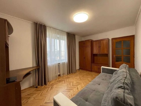 Продаж 2 кім.квартири в охайному стані,цегляне будівництво!НИЗЬКА ЦІНА Івано-Франківськ