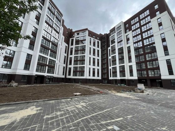 Продається 2 кім. ЖК Атмосфера. Р-н. Озера Ивано-Франковск